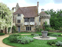 scotney-castle Scotney Castle