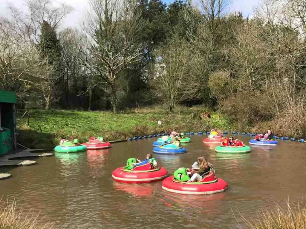 woodlands leisure park boat rides Woodlands Leisure Park boats