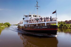 Manchester Ship Canal Cruises - Wirral