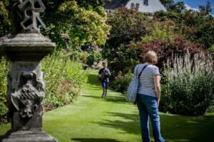 Inveresk Lodge Garden