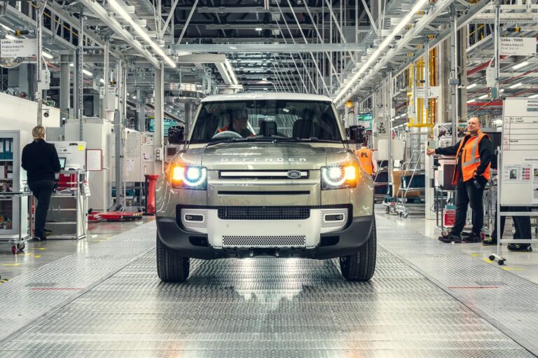 Land Rover Factory Tours