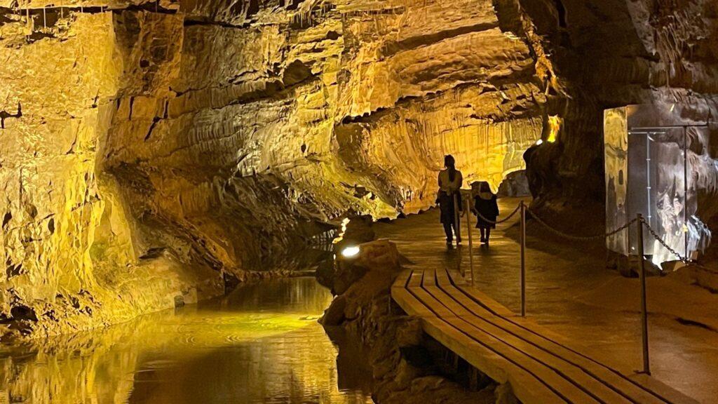 National Showcaves Centre for Wales Dan yr Ogof