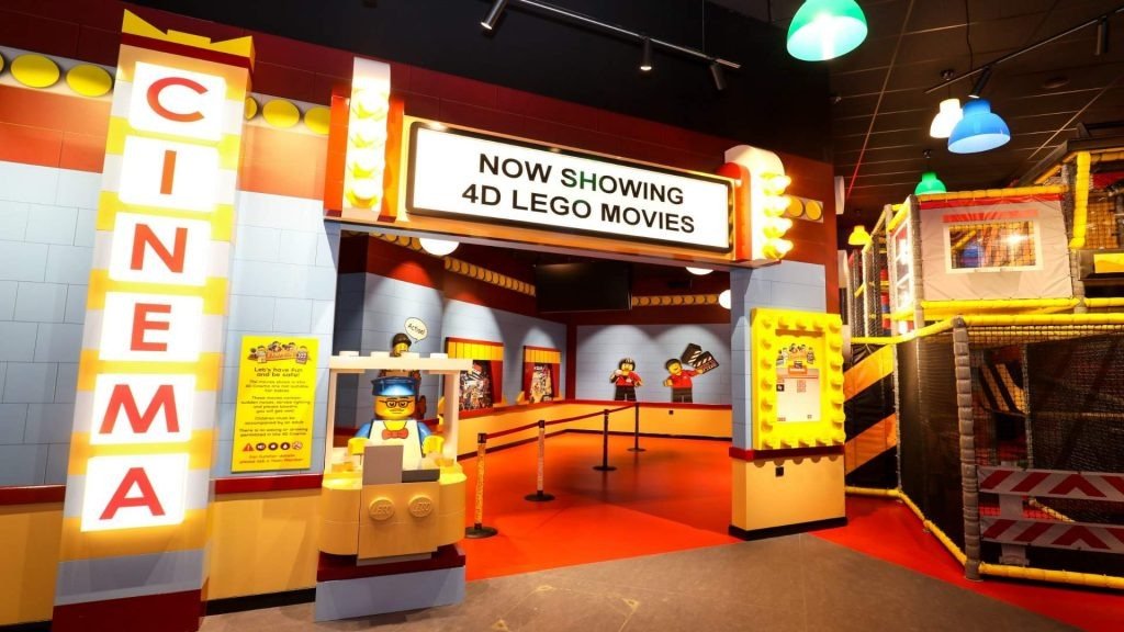4D Cinema immersive LEGO film environmental effects