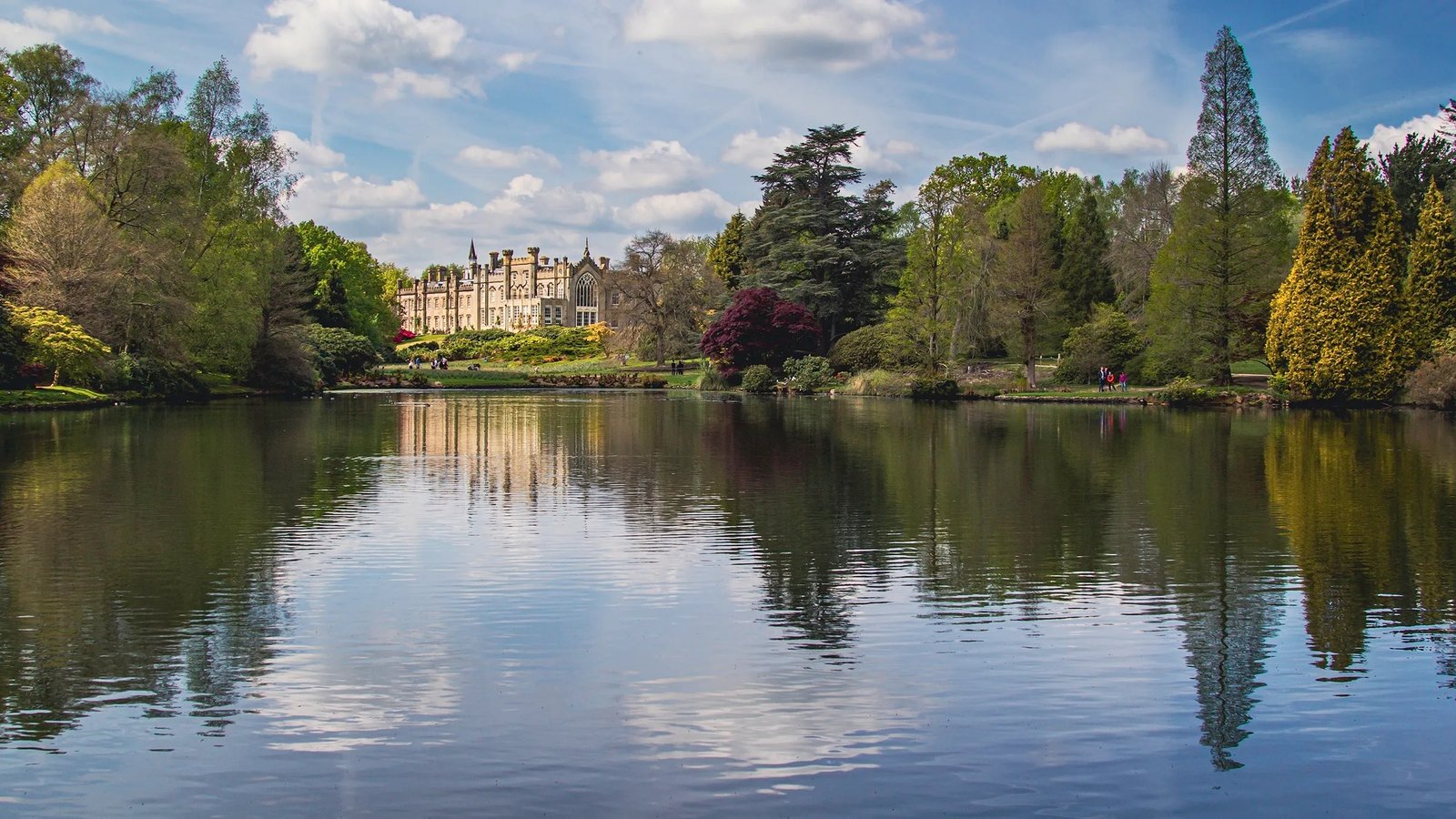 Sheffield Park Garden