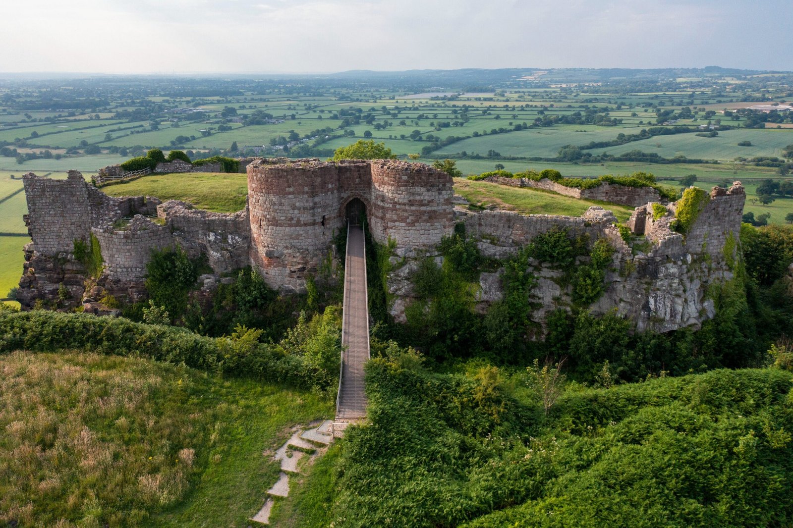 Beeston Castle & Woodland Park