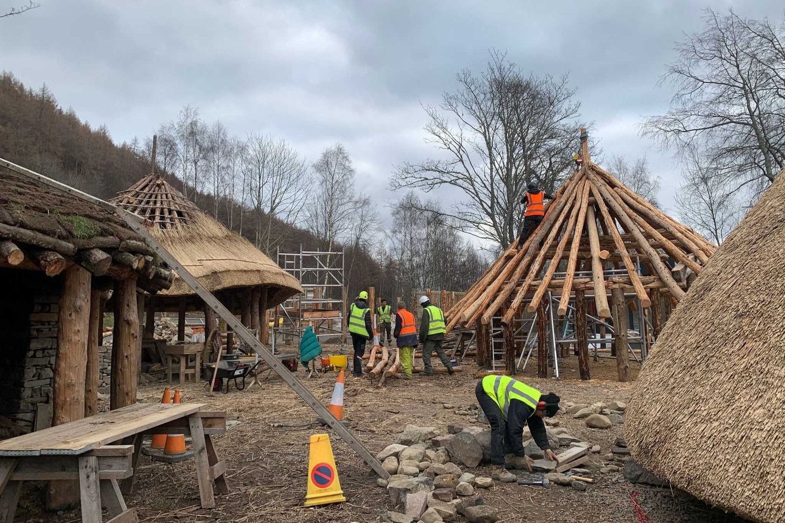 Crannog construction on Loch Tay