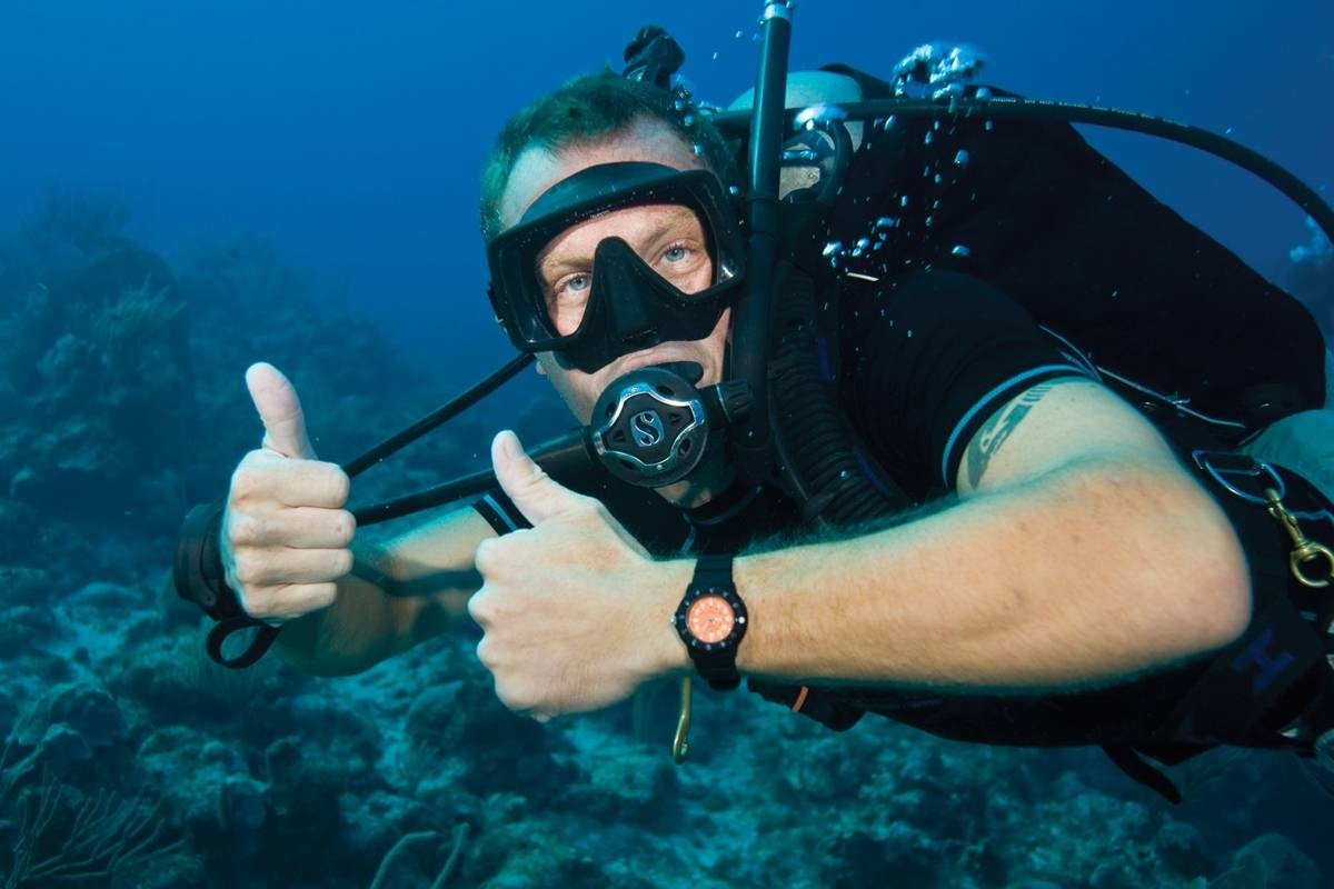Scuba diving training session with Ocean Quest