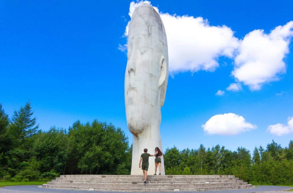 Dream at Sutton Manor – Sculpture, Walks & Visitor Guide